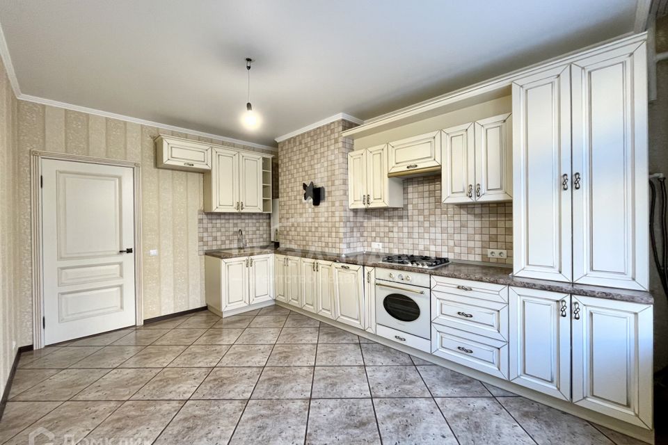 Продаётся 3-комнатная квартира, 96.3 м²