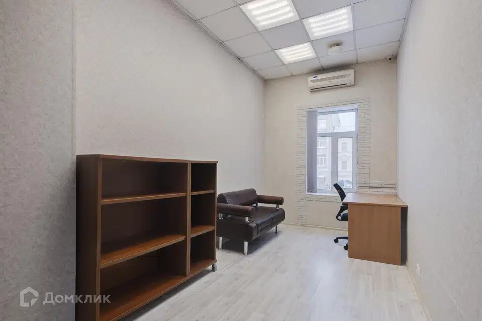 Продаётся 4-комнатная квартира, 75.2 м²