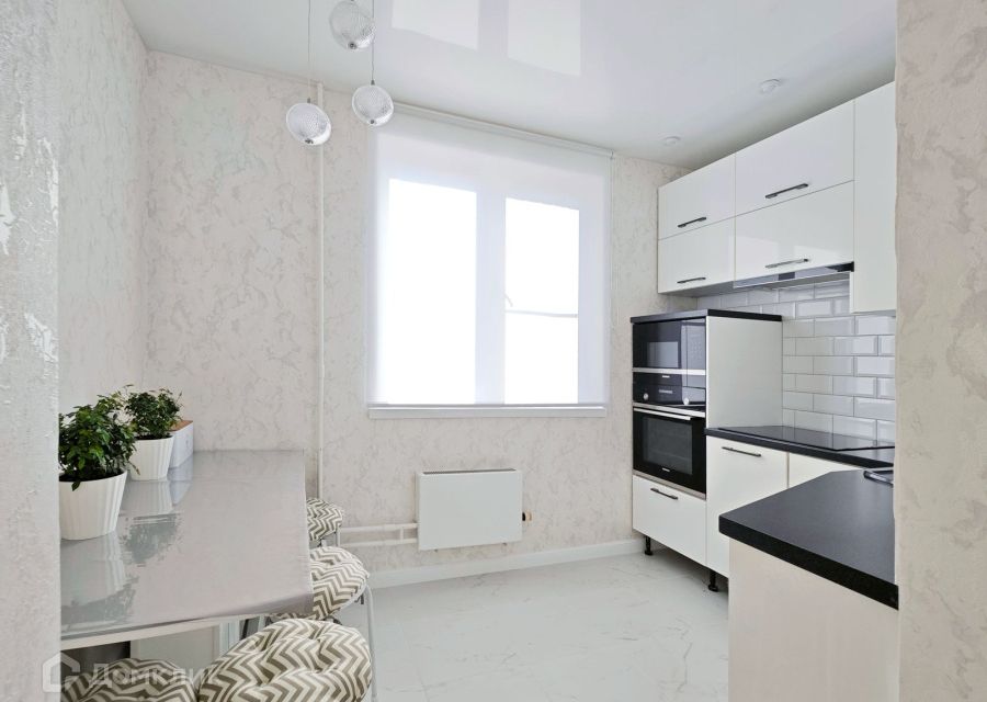 Продаётся 1-комнатная квартира, 37.9 м²