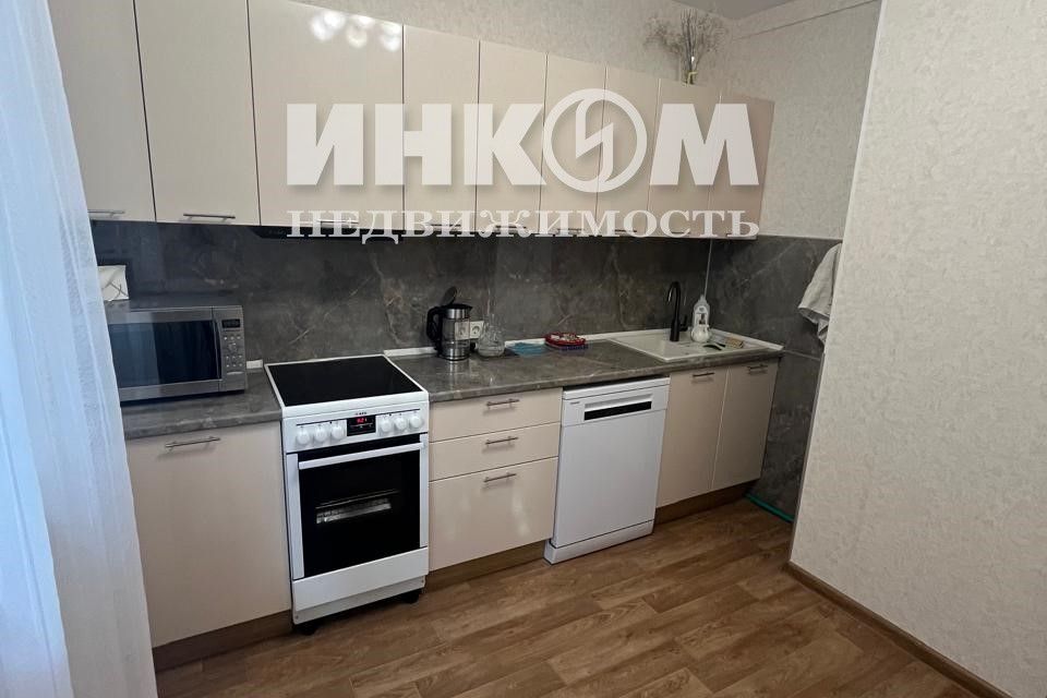 Сдаётся 2-комнатная квартира, 57.8 м²