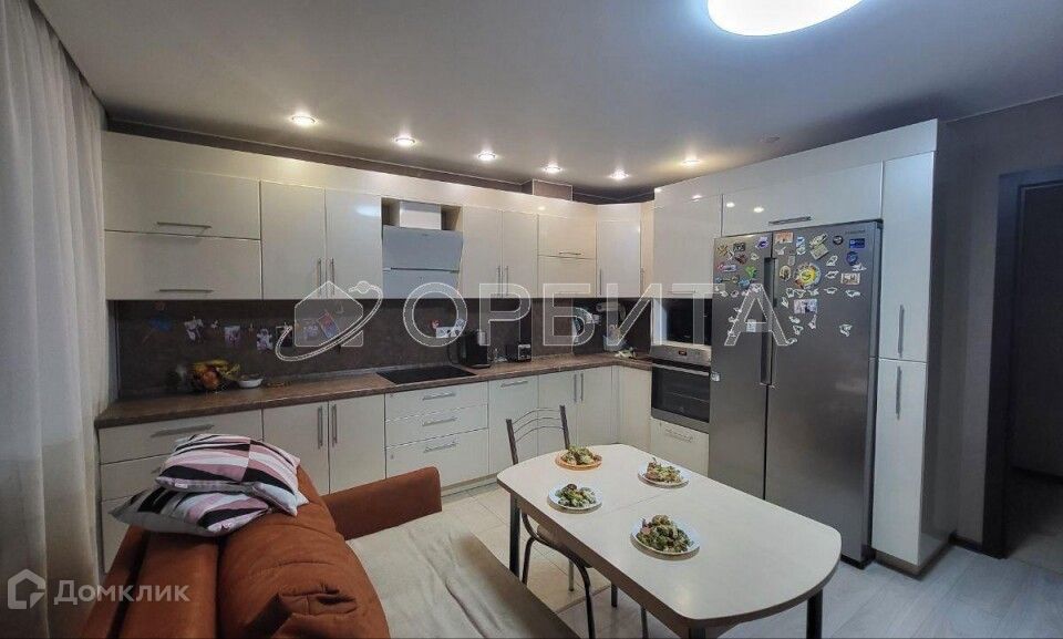 Продаётся 2-комнатная квартира, 64.4 м²