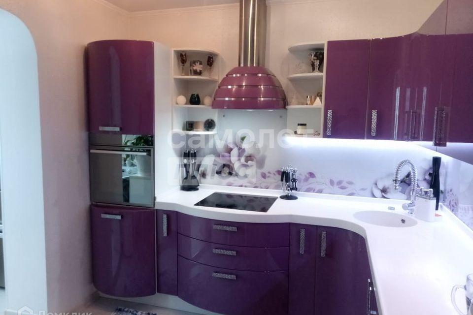 Продаётся 1-комнатная квартира, 41.8 м²