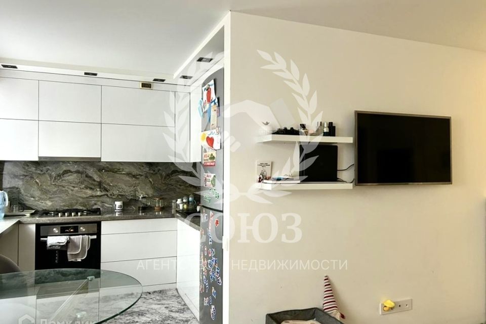 Продаётся 2-комнатная квартира, 42.3 м²