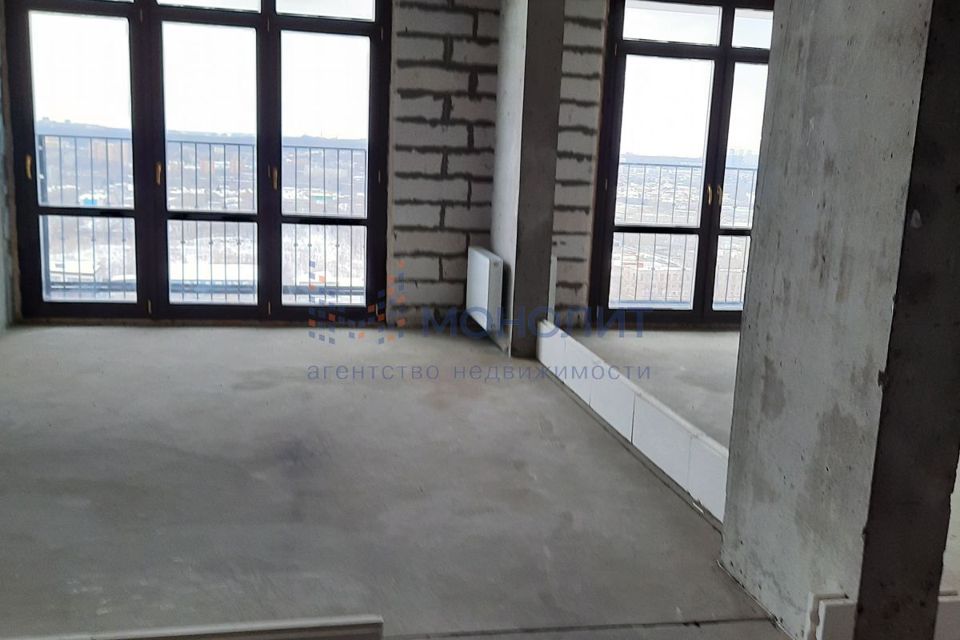 Продаётся 2-комнатная квартира, 69.6 м²