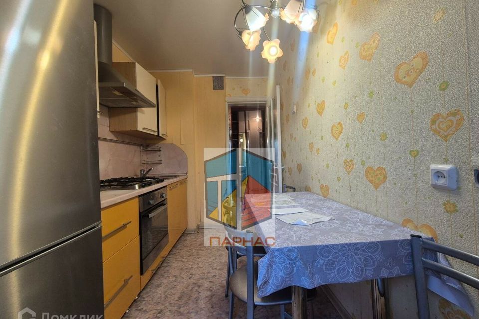 Продаётся 3-комнатная квартира, 55.7 м²