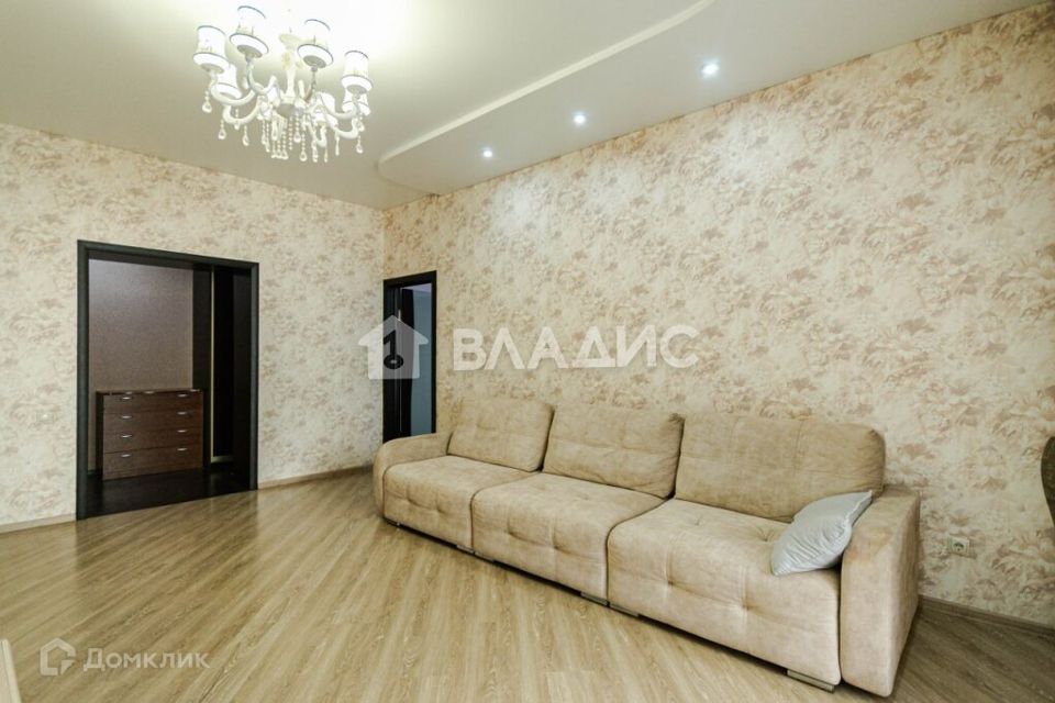Продаётся 3-комнатная квартира, 90 м²