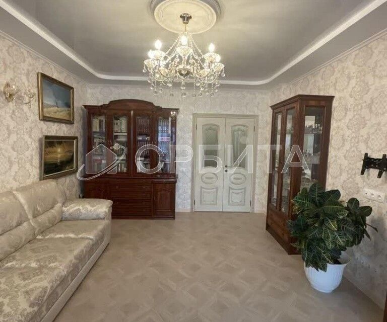 Продаётся 2-комнатная квартира, 76.4 м²