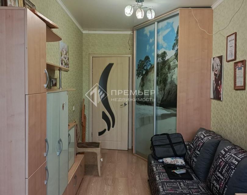 Продаётся 3-комнатная квартира, 54.9 м²