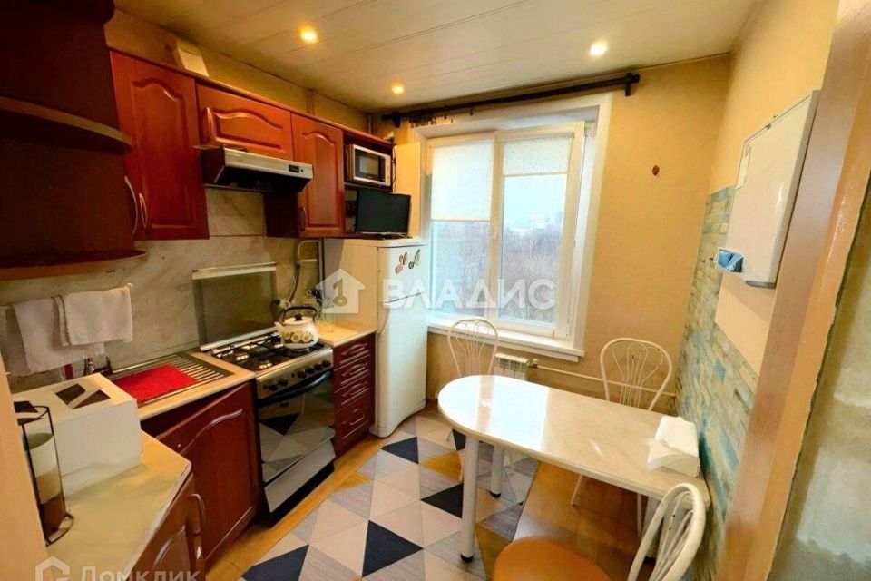 Продаётся 3-комнатная квартира, 57.1 м²
