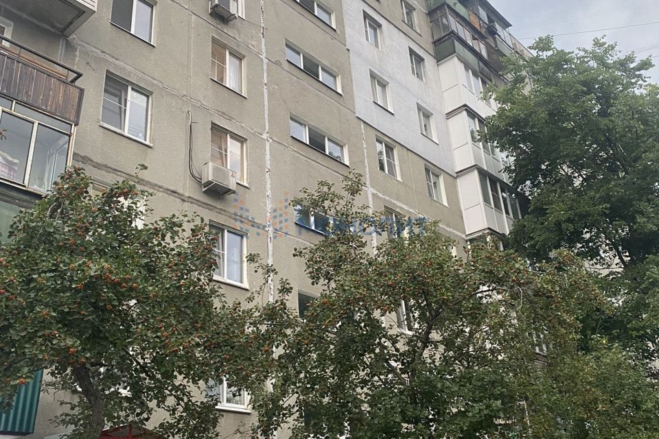 Продаётся 1-комнатная квартира, 37 м²