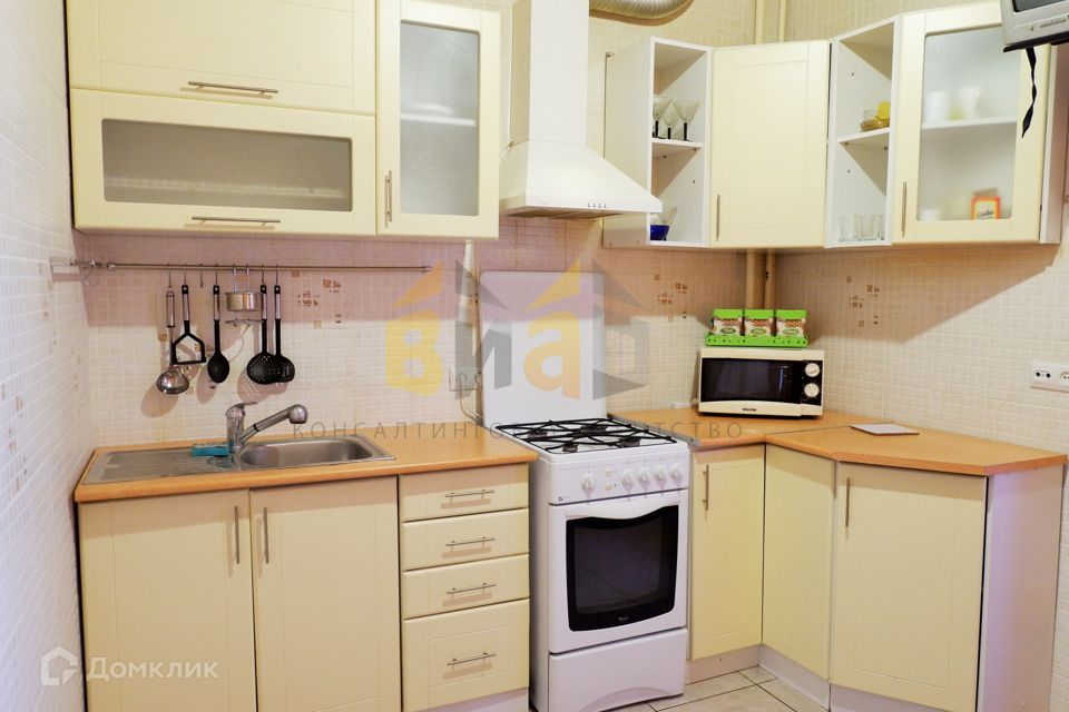 Сдаётся 2-комнатная квартира, 70 м²
