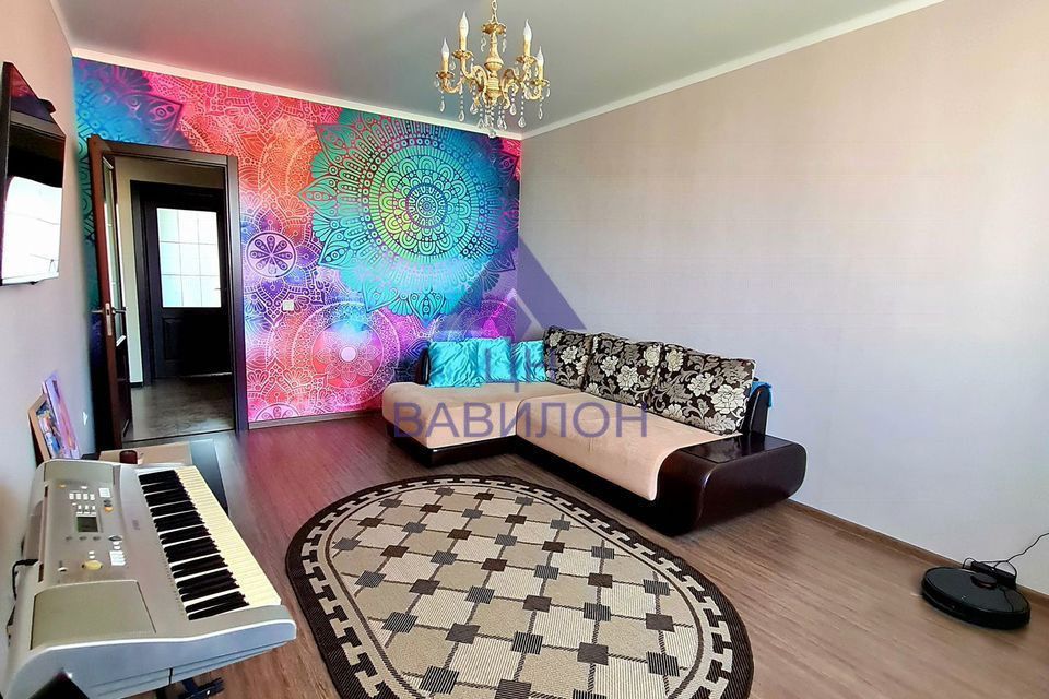 Сдаётся 2-комнатная квартира, 60.7 м²