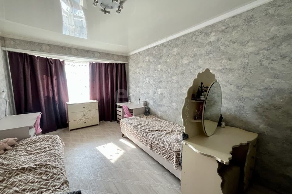 Продаётся 2-комнатная квартира, 58 м²