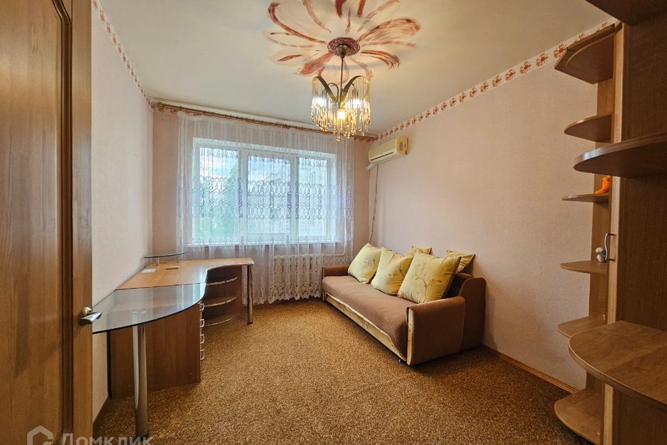 Сдаётся 4-комнатная квартира, 89 м²