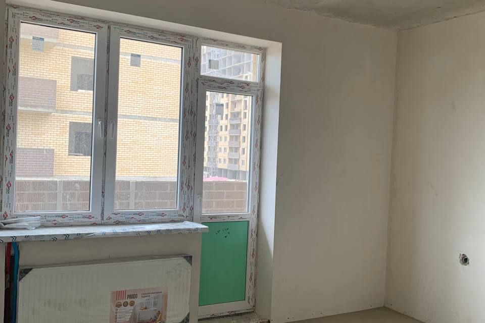 Продаётся 2-комнатная квартира, 55.6 м²