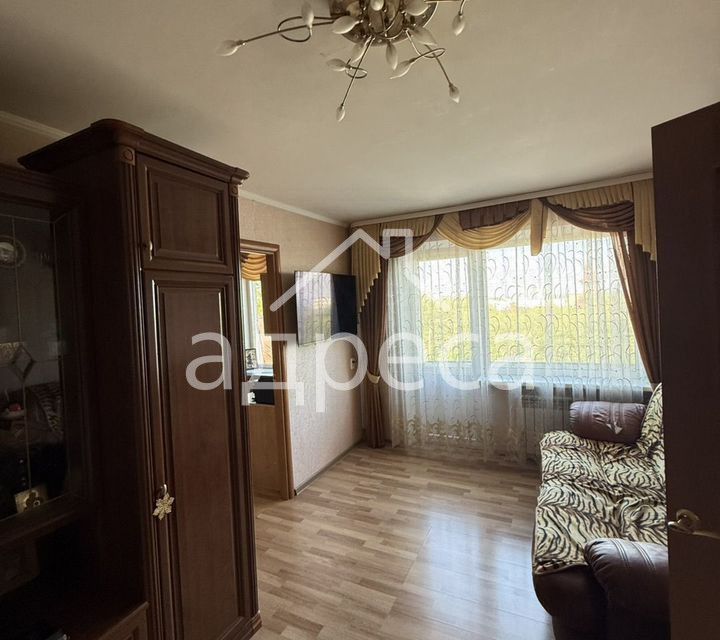 Продаётся 2-комнатная квартира, 42.3 м²