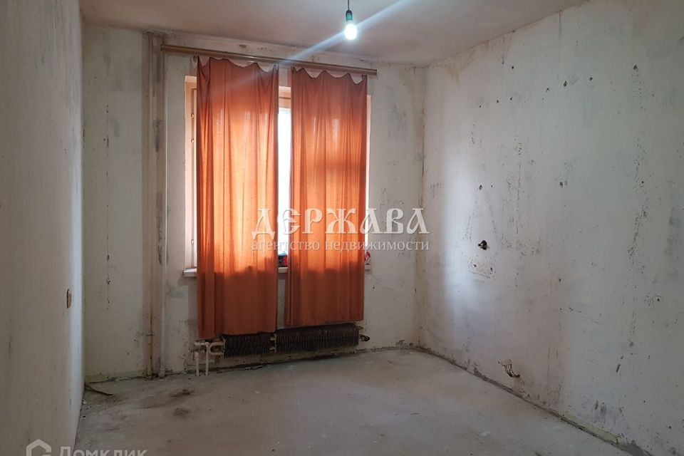 Продаётся 3-комнатная квартира, 62.8 м²