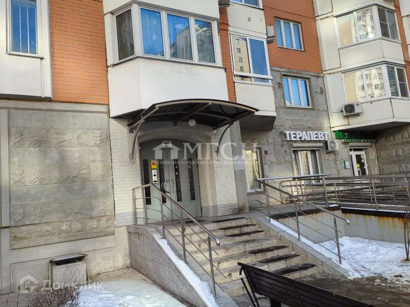 Продаётся 1-комнатная квартира, 38 м²