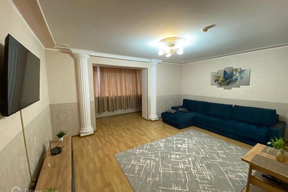Сдаётся 1-комнатная квартира, 61.8 м²