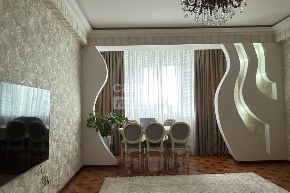Продаётся 2-комнатная квартира, 85 м²