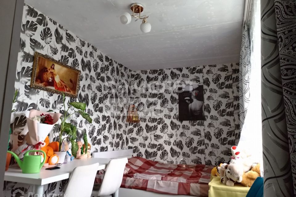 Продаётся 3-комнатная квартира, 48.27 м²