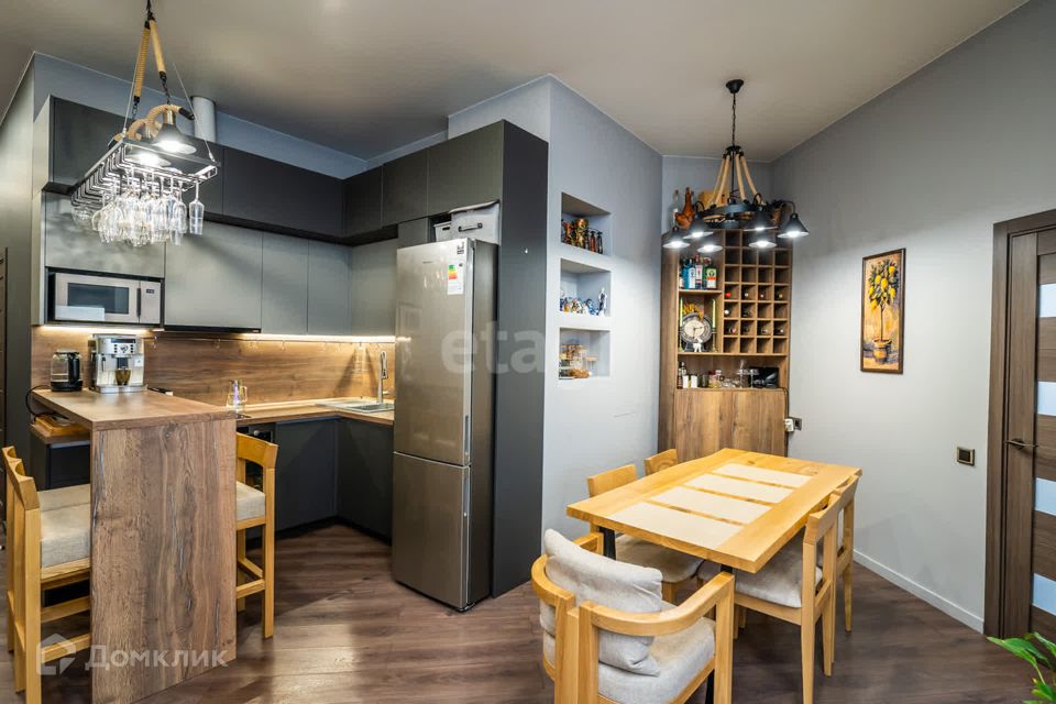 Продаётся 3-комнатная квартира, 84.7 м²