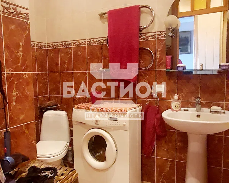 Продаётся 2-комнатная квартира, 60.8 м²