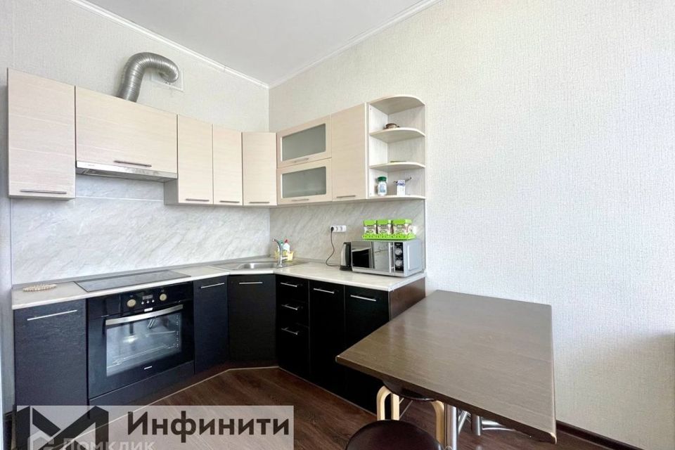 Продаётся 1-комнатная квартира, 47 м²