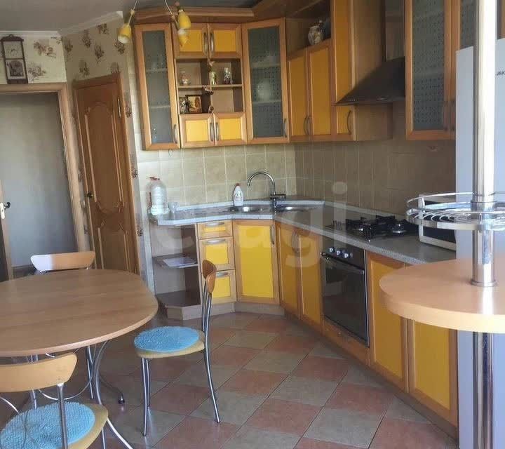 Продаётся 3-комнатная квартира, 83.6 м²