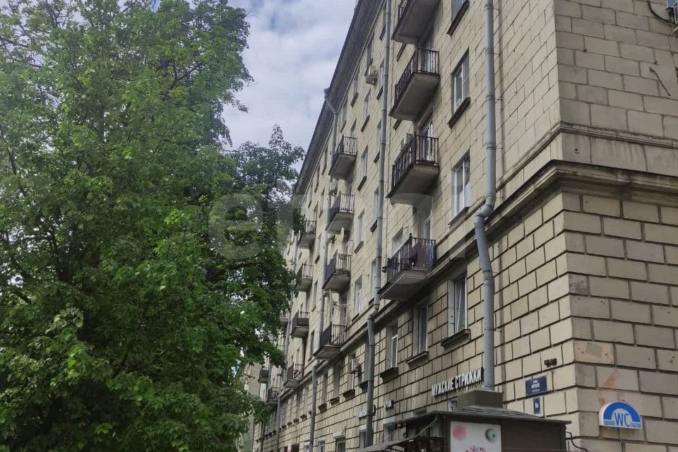 Продаётся 2-комнатная квартира, 75.8 м²
