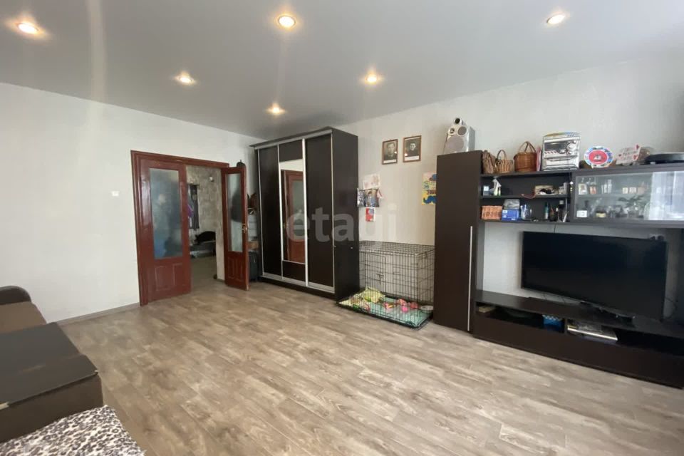 Продаётся 3-комнатная квартира, 120.4 м²