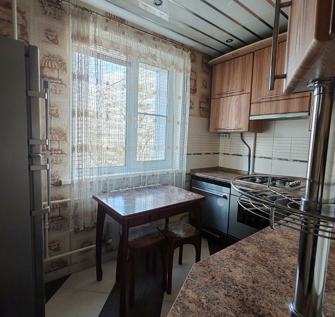 Продаётся 3-комнатная квартира, 61.7 м²