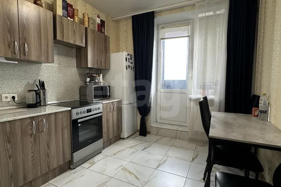 Продаётся 1-комнатная квартира, 40.7 м²