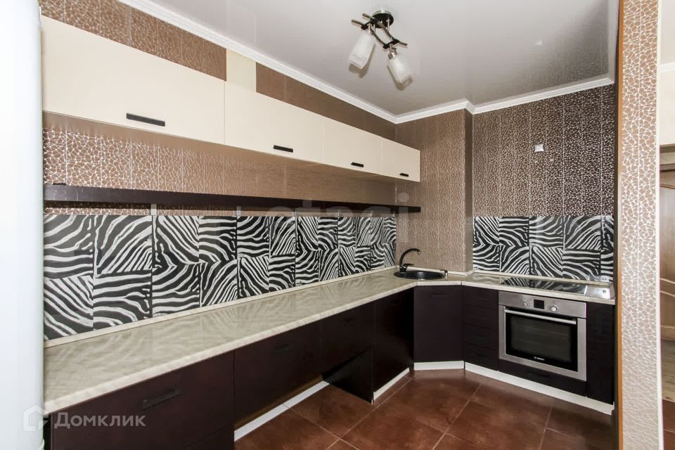 Продаётся 2-комнатная квартира, 80.3 м²