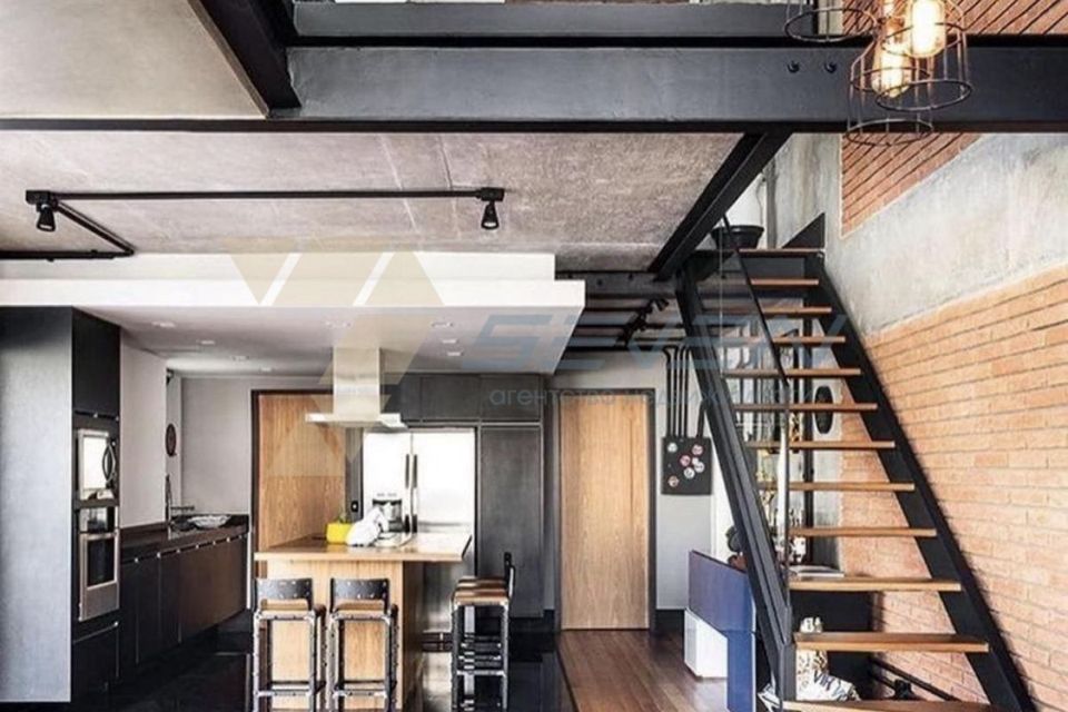 Продаётся 3-комнатная квартира, 130 м²