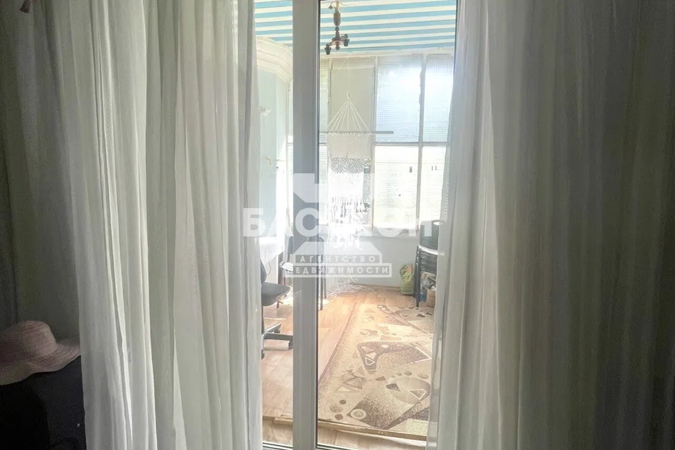 Продаётся 3-комнатная квартира, 66.7 м²