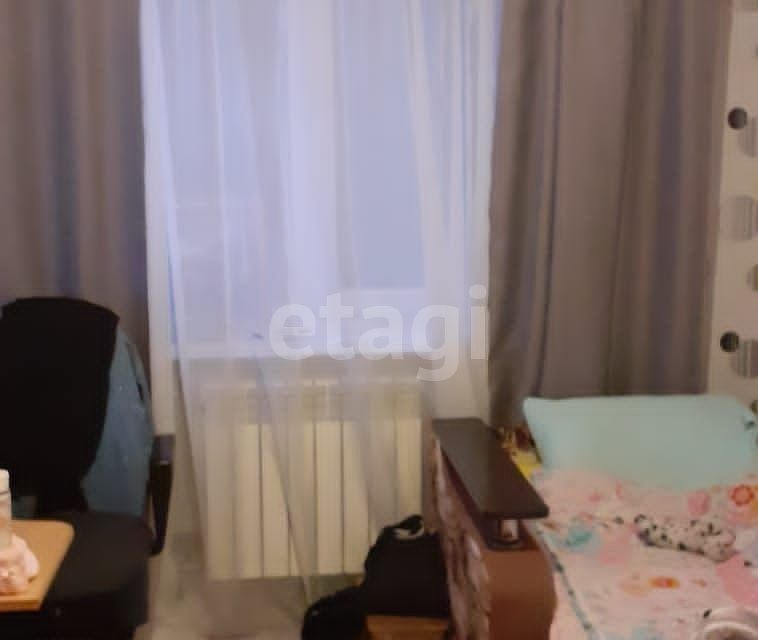 Продаётся 4-комнатная квартира, 74.4 м²