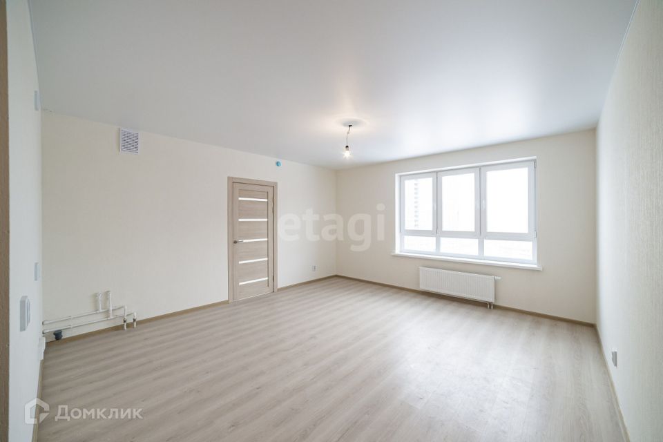 Продаётся 3-комнатная квартира, 93.7 м²
