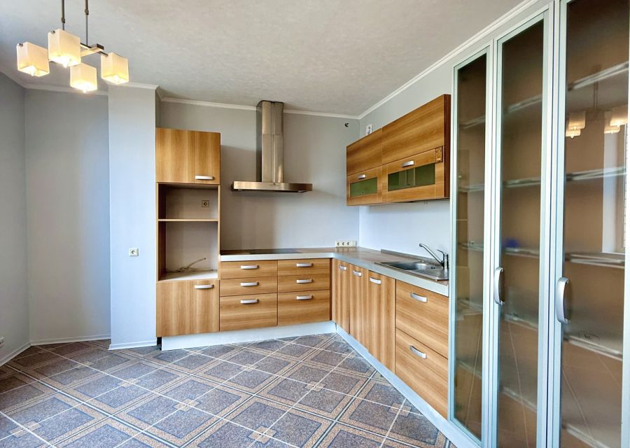 Продаётся 5-комнатная квартира, 134 м²