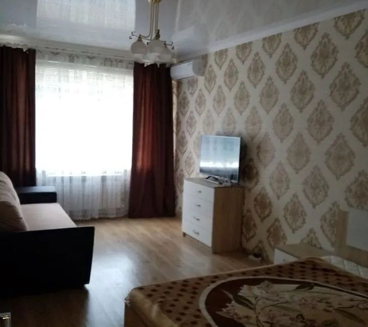 Сдаётся 1-комнатная квартира, 40 м²