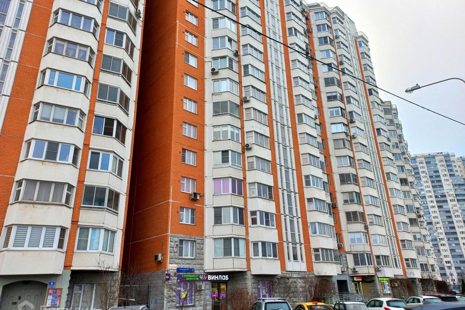 Продаётся 3-комнатная квартира, 76.3 м²