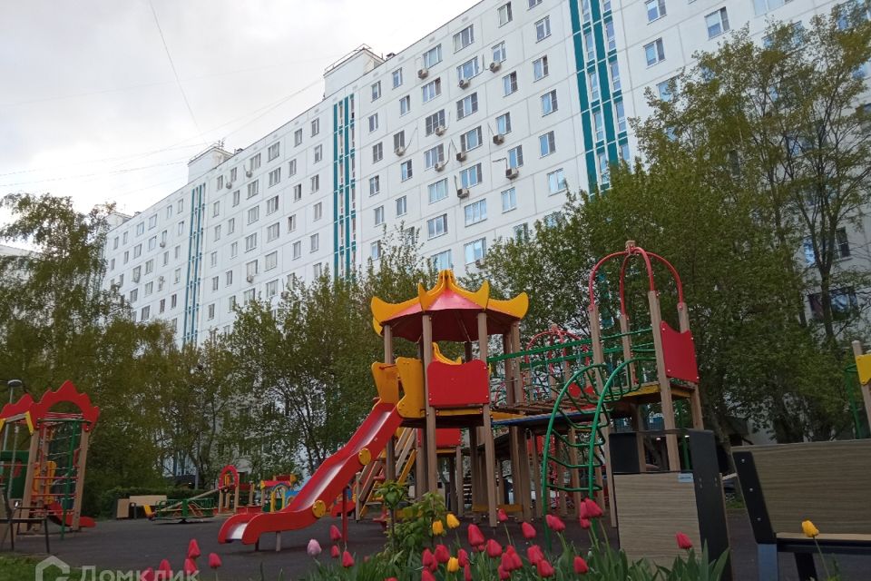 Продаётся 3-комнатная квартира, 63 м²
