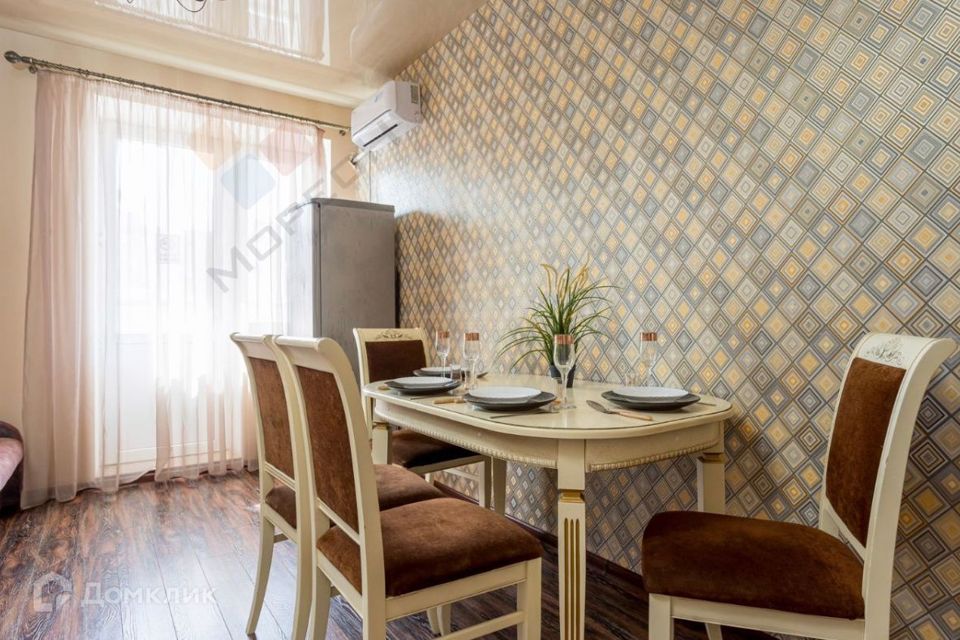 Продаётся 2-комнатная квартира, 61.2 м²