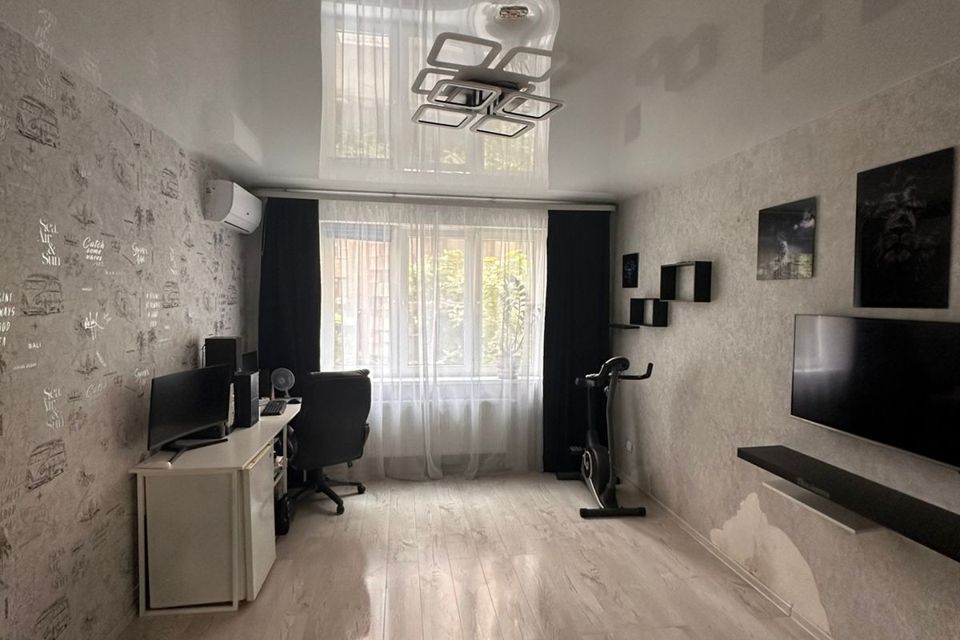 Продаётся 3-комнатная квартира, 69.2 м²