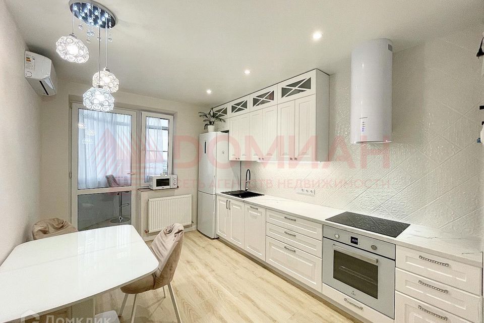 Продаётся 2-комнатная квартира, 59.7 м²