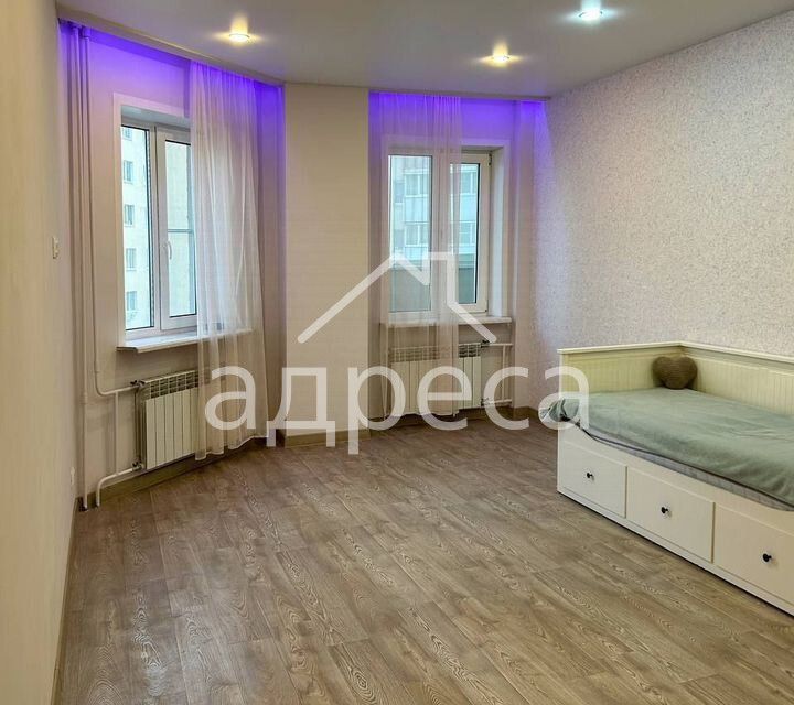 Продаётся 2-комнатная квартира, 74.7 м²