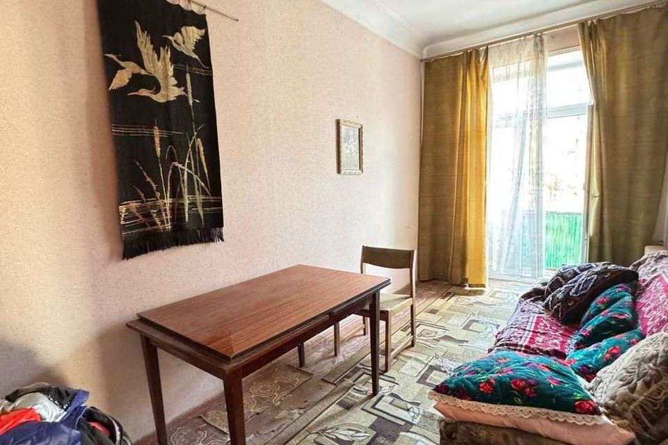 Продаётся 3-комнатная квартира, 62 м²