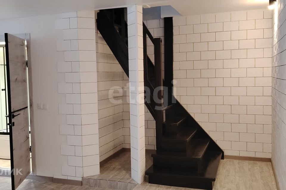 Продаётся 2-комнатная квартира, 72.3 м²
