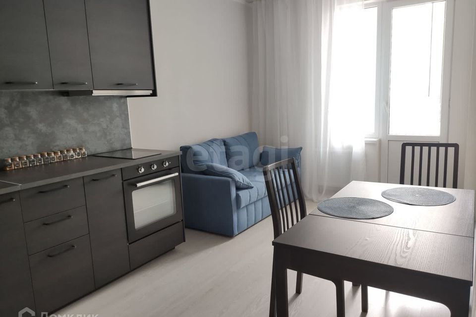 Продаётся 1-комнатная квартира, 37 м²