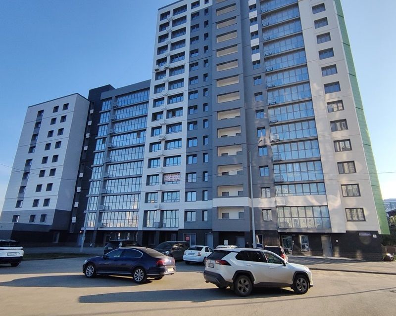 Продаётся 3-комнатная квартира, 104.6 м²
